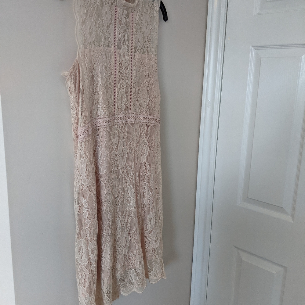 Le Chateau Blush Pink Lace Cocktail Dress